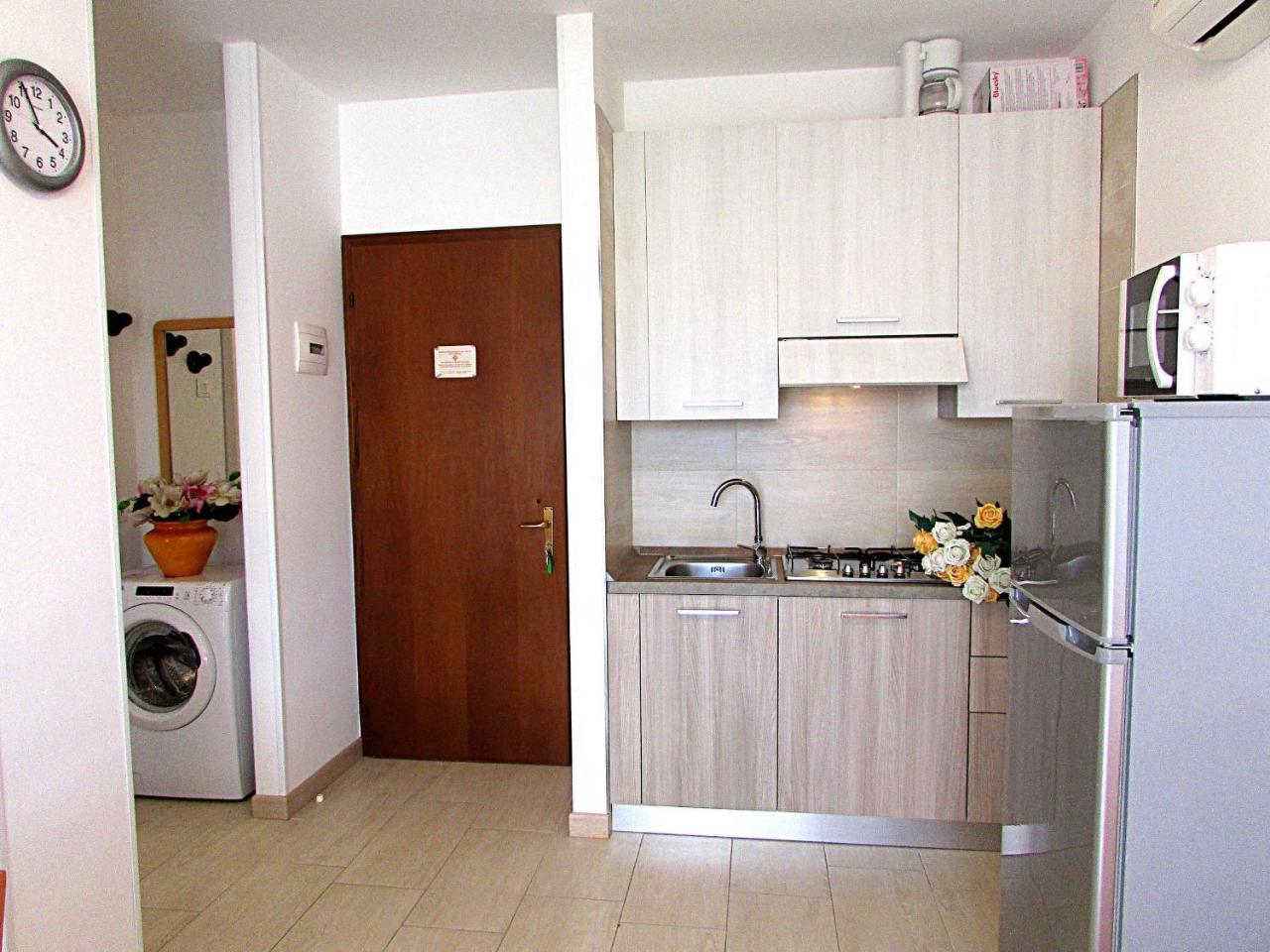 Isi Apartment Bibione Exterior foto