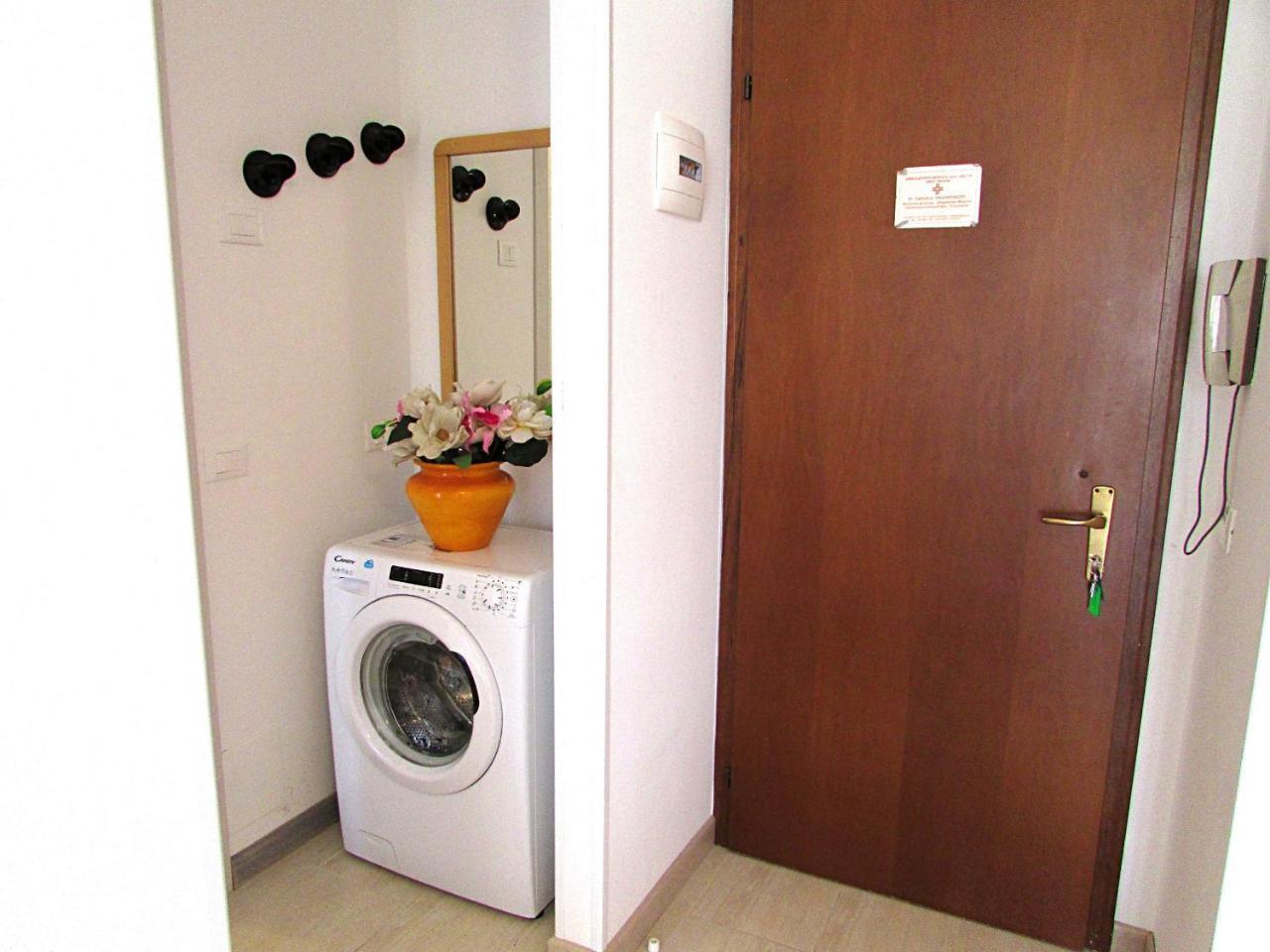 Isi Apartment Bibione Exterior foto