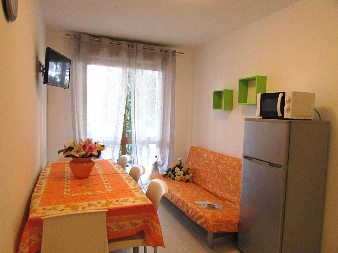 Isi Apartment Bibione Exterior foto