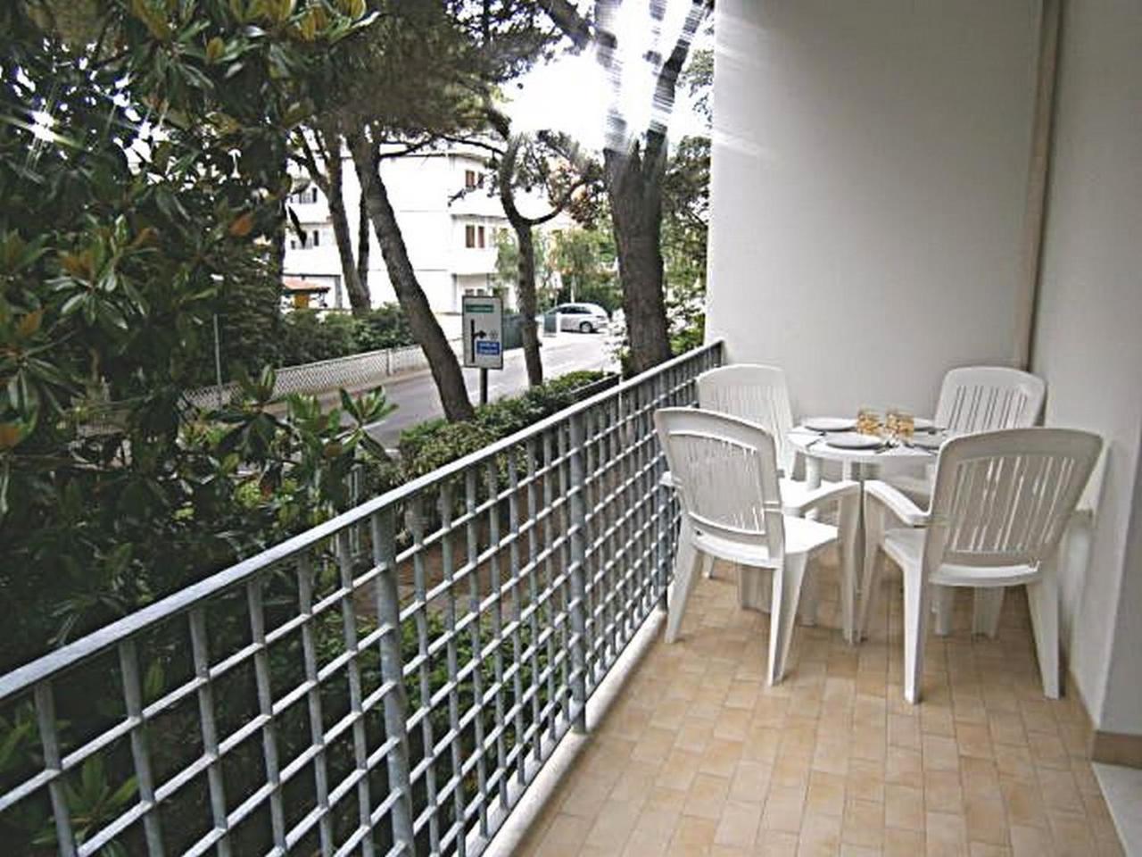 Isi Apartment Bibione Exterior foto